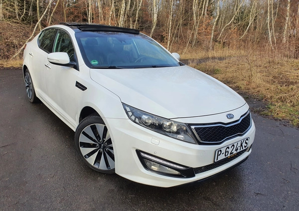 Kia Optima cena 33900 przebieg: 285000, rok produkcji 2012 z Wałbrzych małe 67